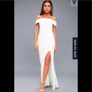 Aveline White Off-the-Shoulder Maxi Dress